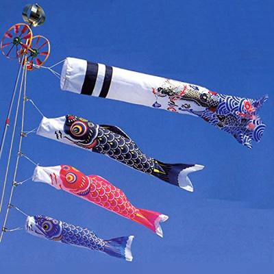 Karpfenwindspiel Kinshoryu Windspiel Yuzen Karpfen 3 Farben Balkonmontagehalterung enthalten Komplettes Set Hergestellt von Edo Karpfenwindspiel Kawajiri Kinryu 1,5m