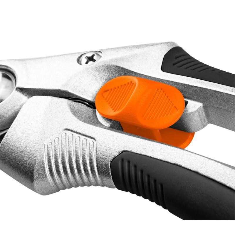 Aluminum By-Pass Pruning Shear 210 Mm, Range Up To 20 Mm, - T N15-212
