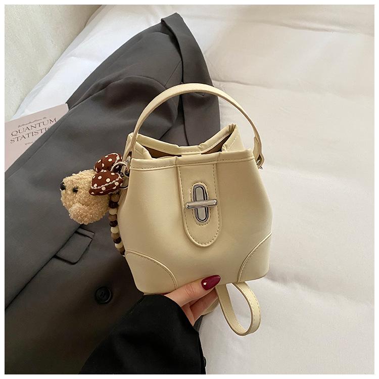 High-end Fashion Style Hand-held Shoulder Bag for Commuting and Cross-body Bucket Bag