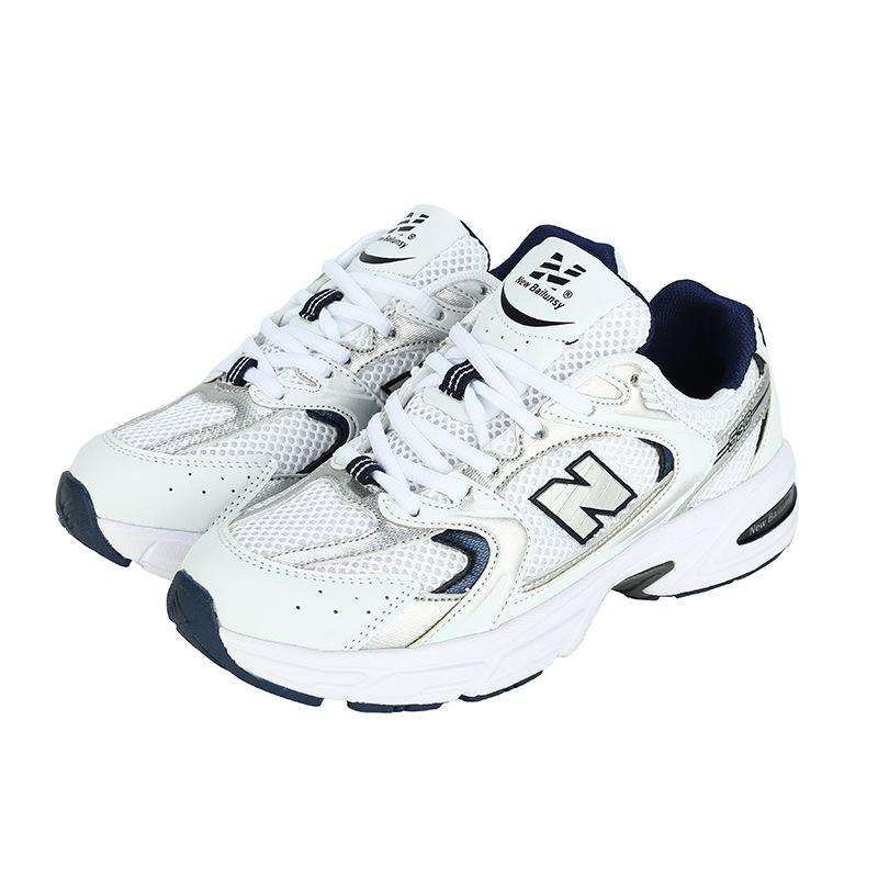 Novos sapatos super quentes estudantes usam sapatos de corrida esportivos