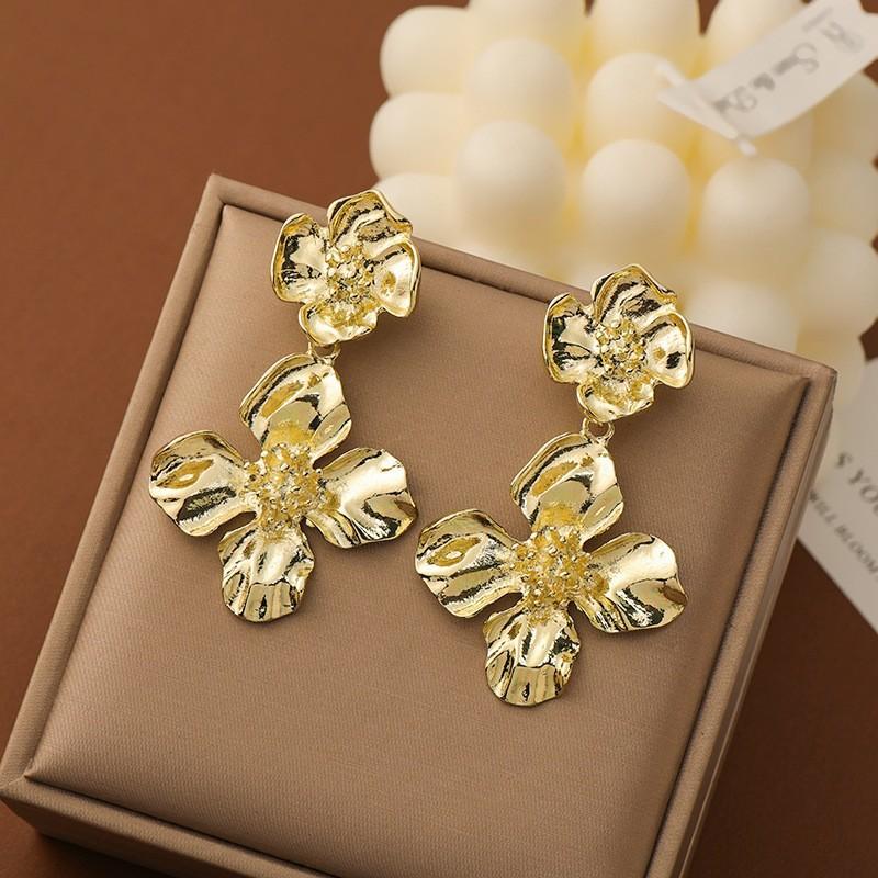 

Металлические серьги-цветы модные серьги OL преувеличенные высококлассные, темпераментные золотые серьги женские 2466