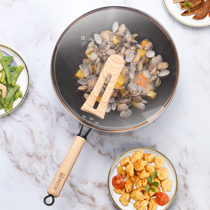 Kangbach 32cm No-Coating Cast Iron Wok