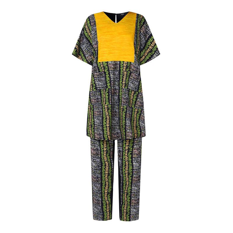 Women Plus Size V-Neck Short Sleeve Printed Tops & Pants Sets