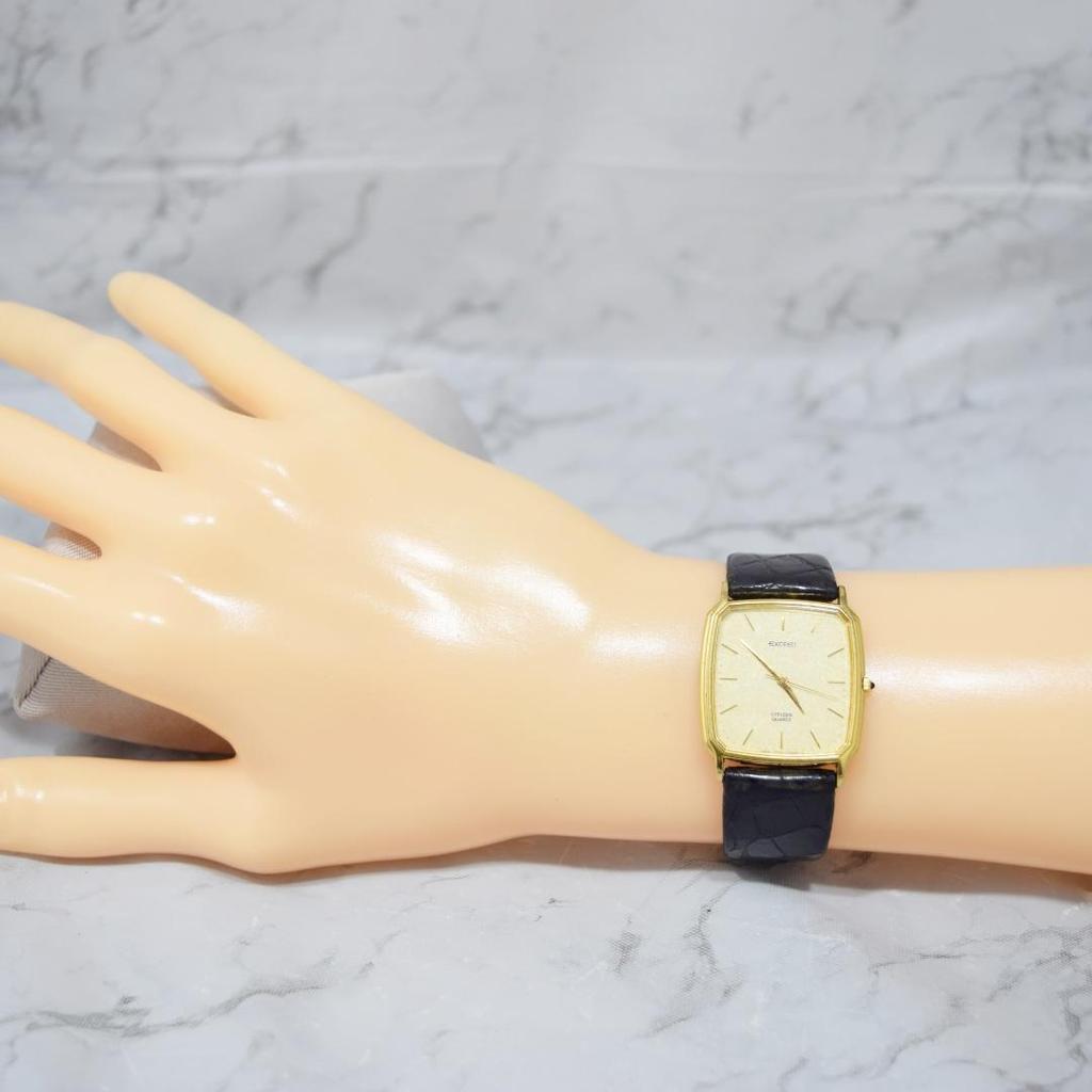 Used Good condition with box 1986 CITIZEN EXCEED dress watch