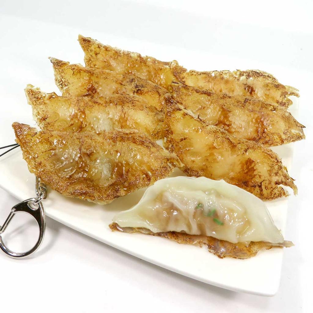 Food replica keychain - Gyoza that looks like you could eat it 219OK