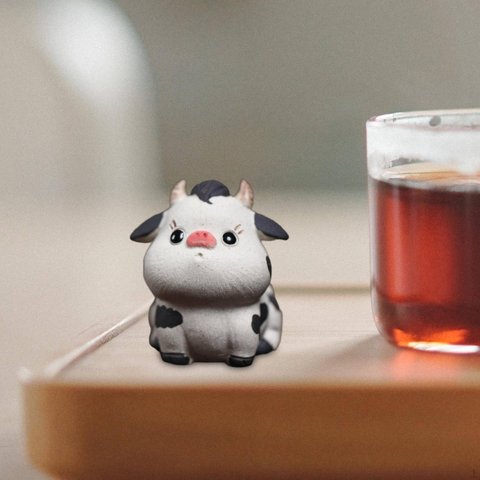 

Cow Mini Statue Animal Sculpture Tea Pet Collection Cute Miniature Figurine Desktop Ornament for pink nose