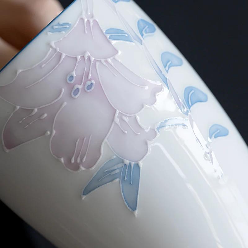 210ml Chinese Ceramic Fair Cup Cha Hai Handmade Three-dimensional Relief Flowers Teacup Household Porcelain Tea Set Accessories