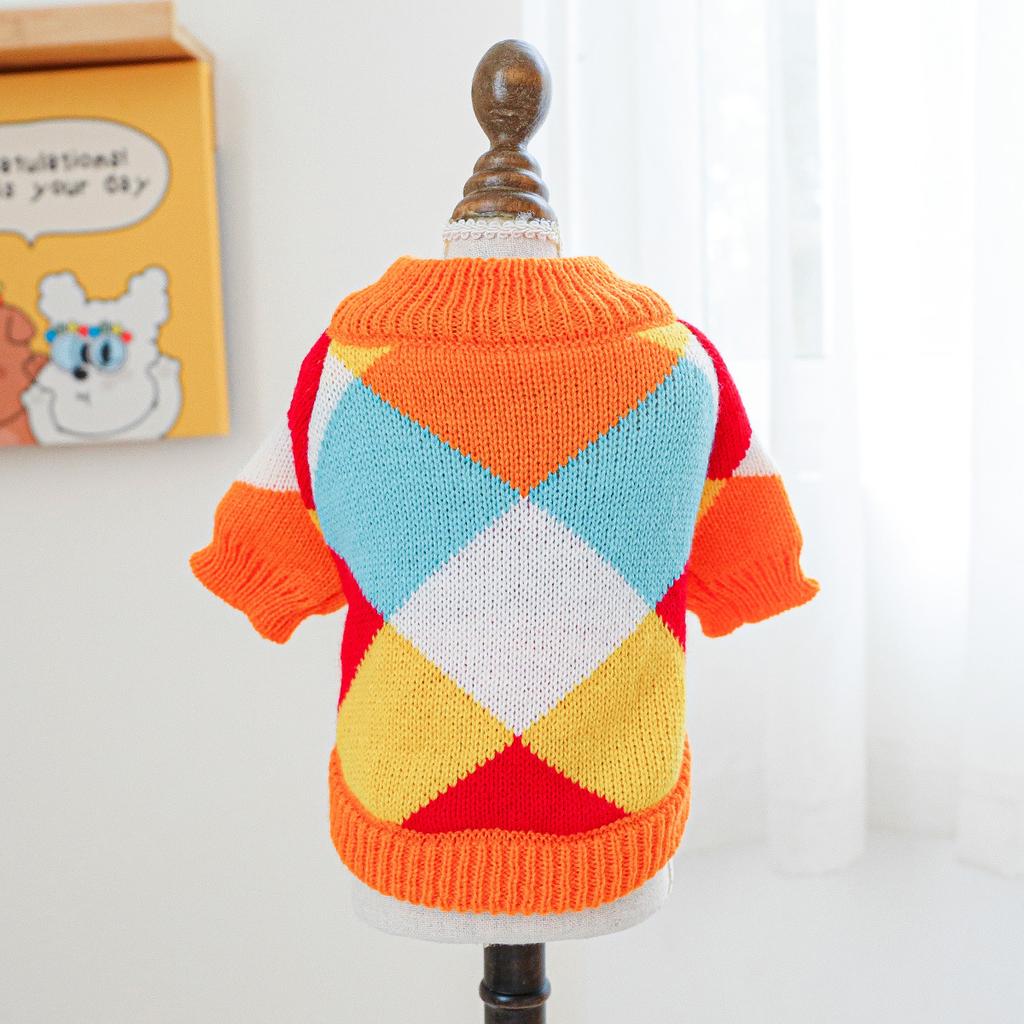Autumn and Winter Warm and Comfortable Dog Sweater Clothes Pet Cat Clothing Flower Sweater Collection