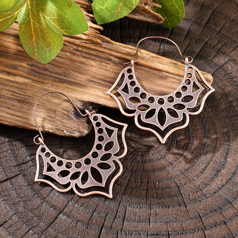 Vintage Ethnic Creative Texture Geometric Hanging Earrings for Women Boho Exquisite Hollow Carved Vacation Earrings Jewelry