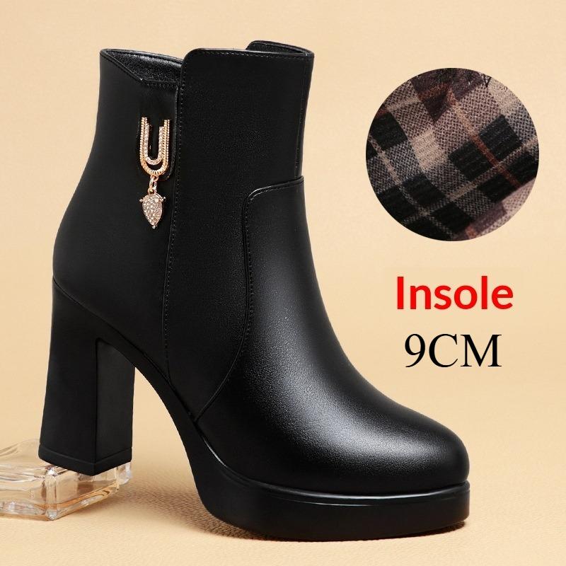 Women's Autumn/Winter High-Heeled Short Boots with Chunky Heels and Fleece Lining