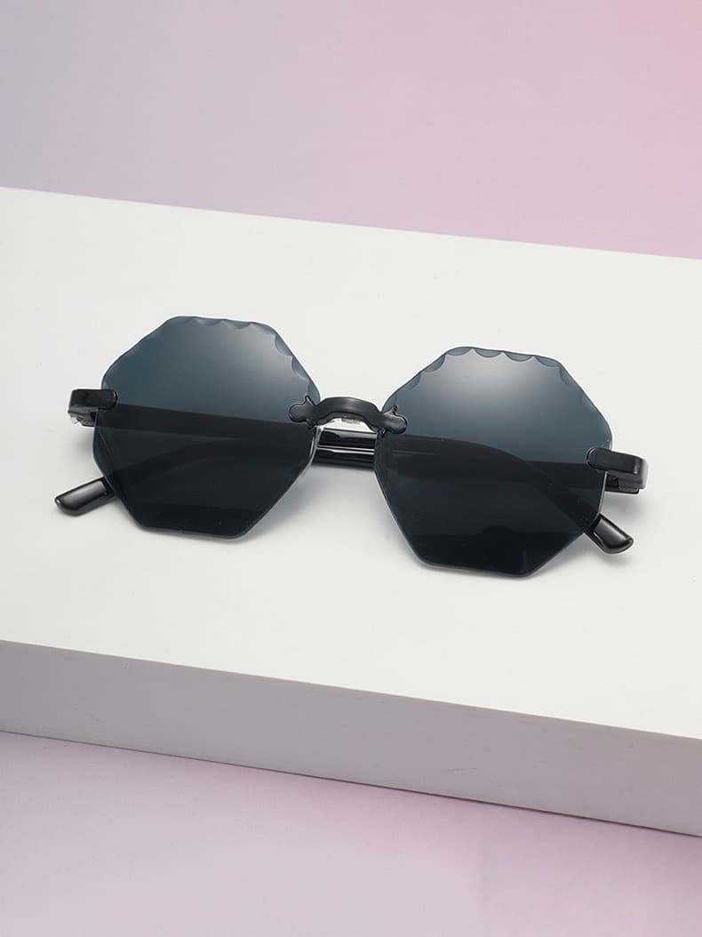 

Kids Rimless Octagon Sunglasses Gradient Lenses UV Protection Cute Geometric Shades for Boys & Girls Perfect for Outdoor KJ065