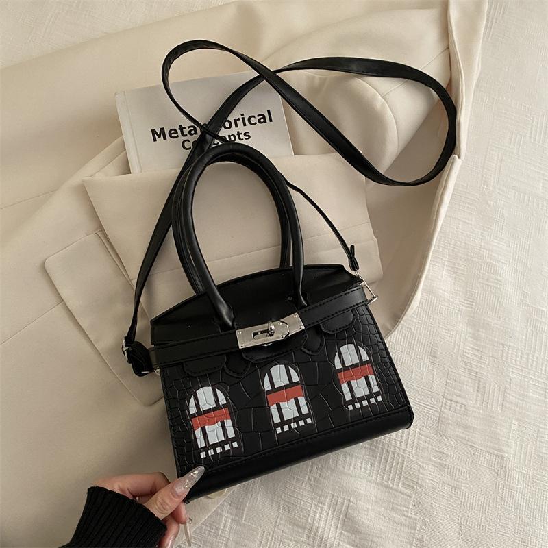 

Premium bag women s autumn new commuter armpit bag fashionable simple niche design shoulder messenger bag