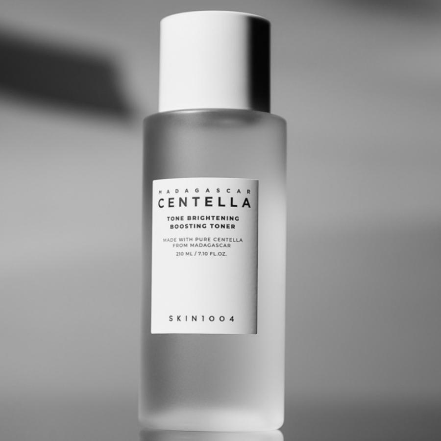 Skin1004 MADAGASCAR Centella Tone Brightening Boosting Toner 201mL