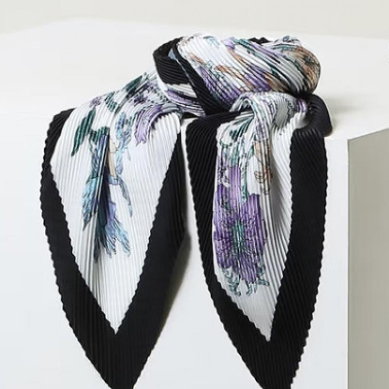 Daks Violet Flower Pleats Scarf Dcsc6e664v2