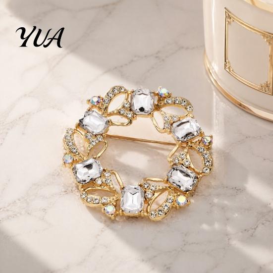 Elegant Shirt Pin Women Rhinestone Hollow Wreath Brooch, Dainty Decorative Badge Bag Decoration Pin, Sweater Cardigan Coat Dress Jewelry Accessories