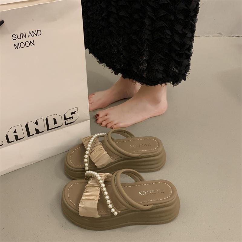 Fashion Rubber Slippers Female Shoes Platform Slides String Bead 2025 Scandals House Slippers Platform Shoes Slipers Women Slides String