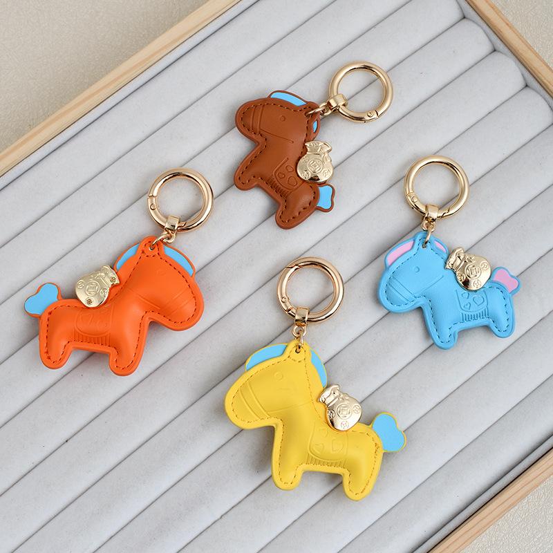 Creative Money Now Car Keychain Mini Book Bag Pendant Delicate Leather Female Pony Key Chain Gift
