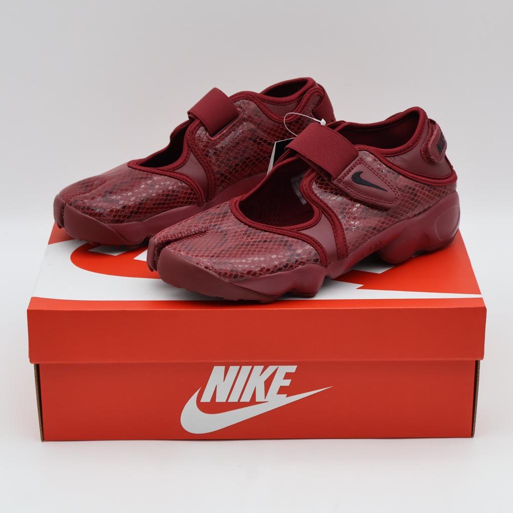 IM5739-600 Nike Air Rift Team Red (Women's)