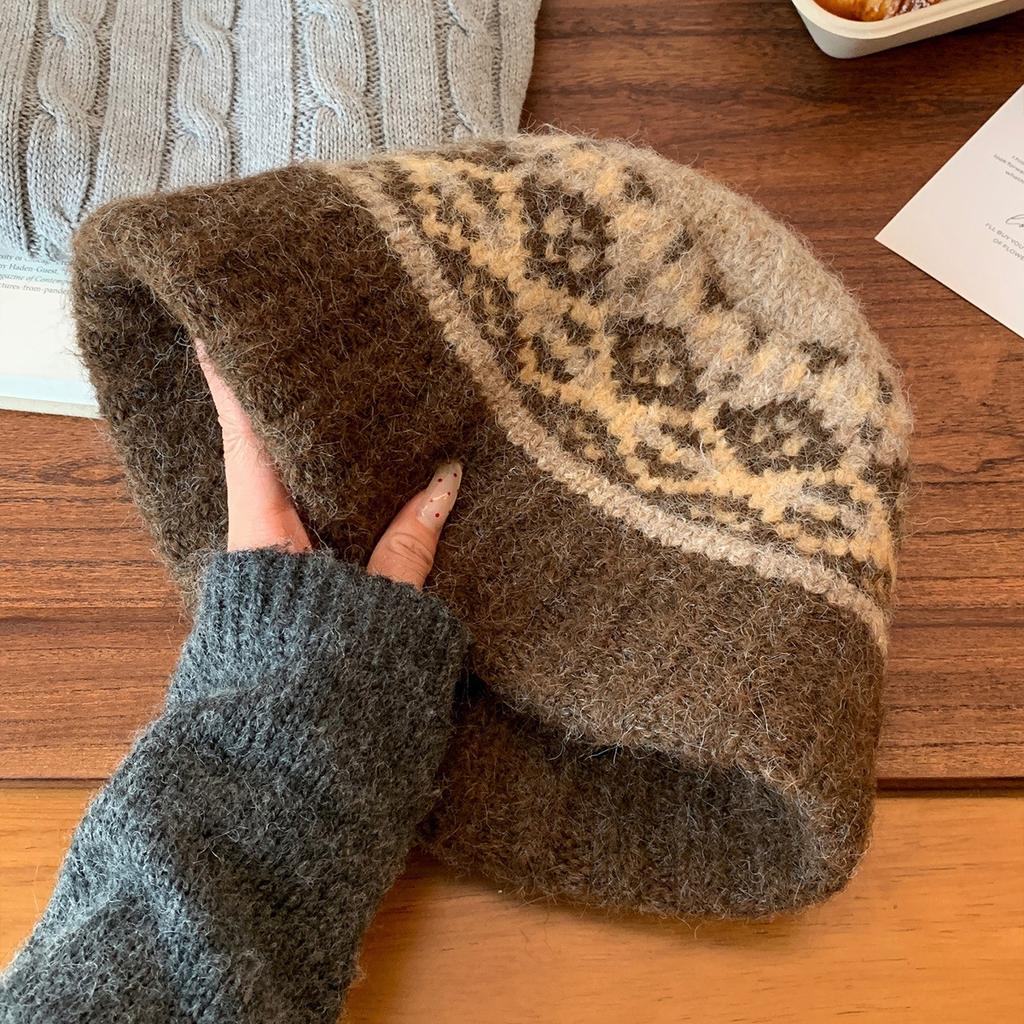 Fair Island Style Retro Knitted Bucket Hat Female Warm Ethnic Style Big Head Circumference Showing Face Small Wool Hat Tide