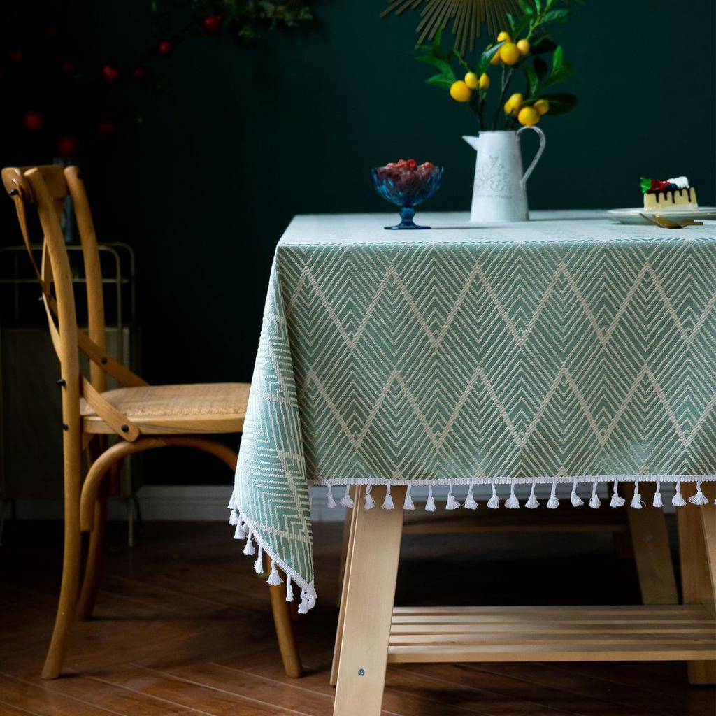 Living Room Party Decoration Wave Jacquard Wrinkle Resistant Washable Rectangle Table Cloths with Tassels