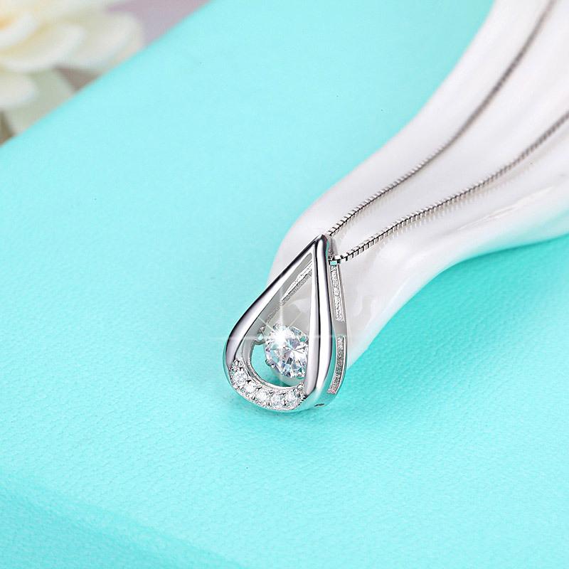 New Elegant Dance Zircon Triangle Water Drop Pendant Necklaces  Sterling Silver Women Jewelry Fashion Rhinestone Charm Choker