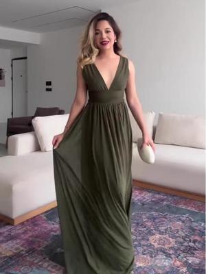 2025 Women's V-Neck Sleeveless Slimming High-Waist Sexy Maxi Dress