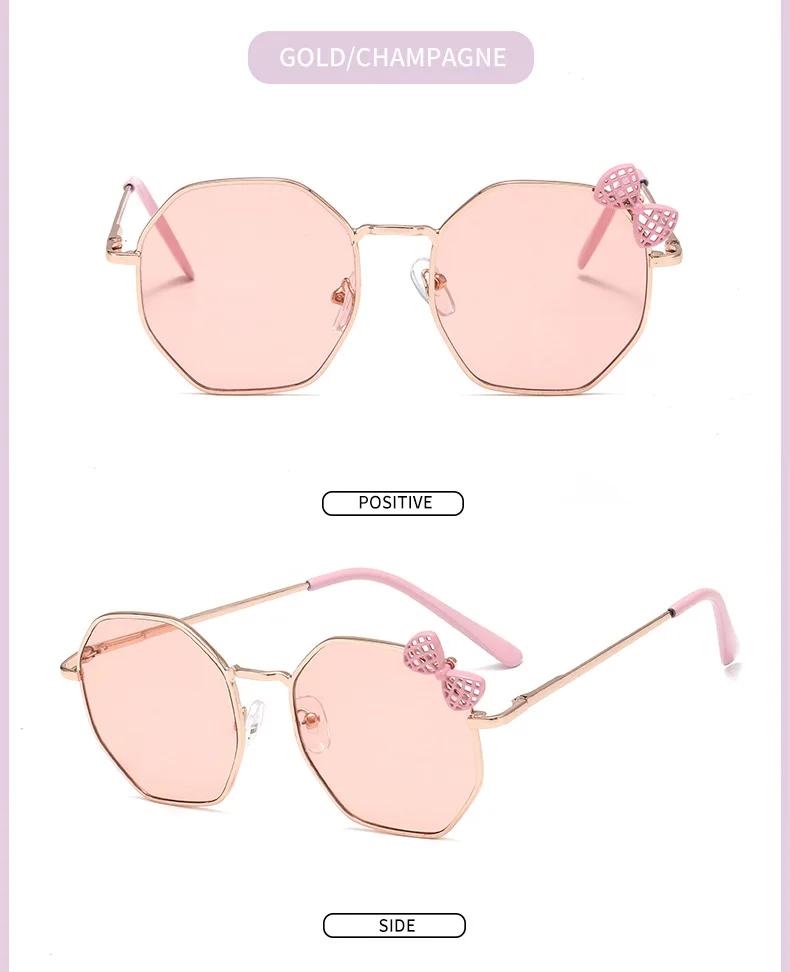 

Модные Солнцезащитные очки с металлическим бантом для мальчиков и девочек B010 Полигональный тренд Детские солнцезащитные очки Детские очки для улицы с защитой от УФ-400 UV400 светло-розовый