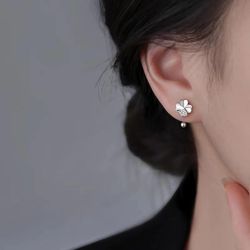 925 Sterling Silver Four-Leaf Clover Stud Earrings 2024 - Sleep-Friendly Ear Jewelry for Women.