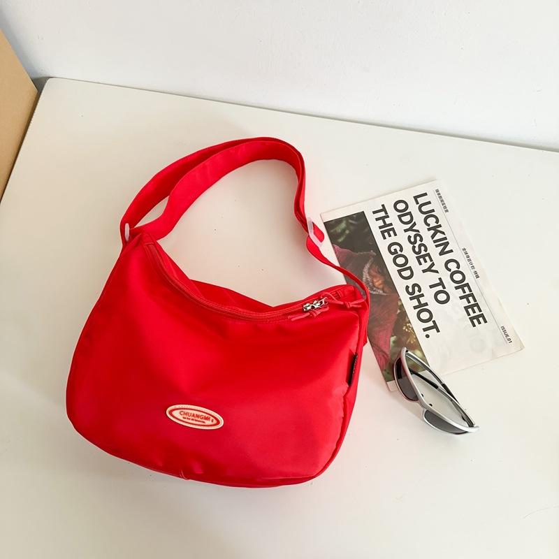 

Nylon cloth bag women s large-capacity new summer versatile shoulder messenger bag casual commuter dumpling bag