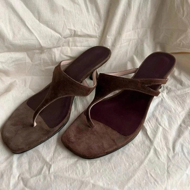 Fashion High Quality Faux Suede Brand Slippers Women Fashion Square Toe Clip Toe High Heel Flip Flops Summer Comfortable Beach Sandals