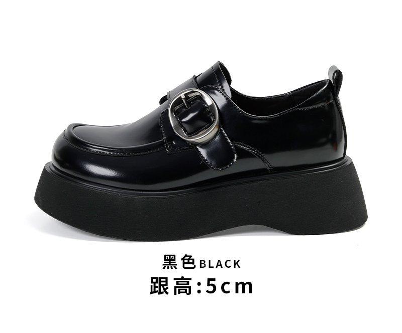 Версия из мягкой кожи платформа на танкетке маленькие кожаные туфли женские 2025 весна новый колледжский стиль лоферы на липучке универсальные туфли-одинарки 35 4389₽