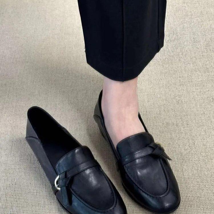 Fashion British style thick heel women's 2026 new retro versatile commuter small leather shoes women's single shoes