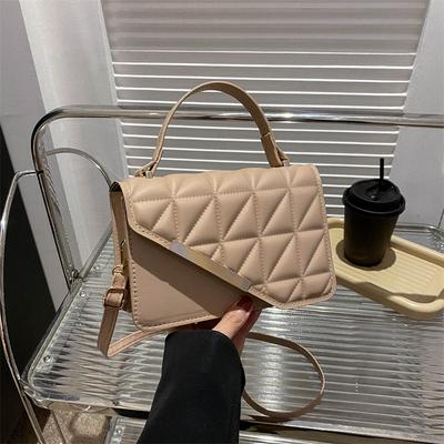 Women's Diamond Embroidery Thread Fashion Small Bag Women's 2025 Shoulder Messenger Bag Texture Is Popular This Year Portable Small Square Bag