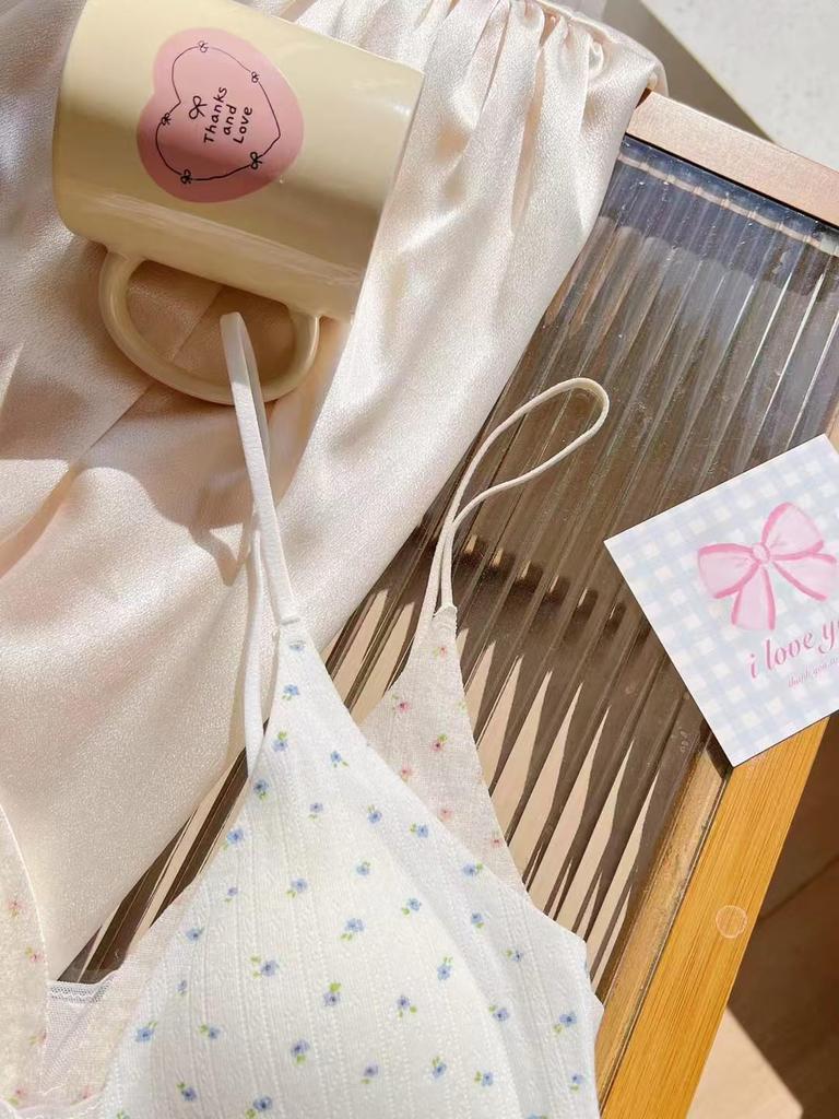 Original Deep V Ribbed Triangle Cup Bra for Small Bust – Comfortable Side Support & Anti-Sagging Design