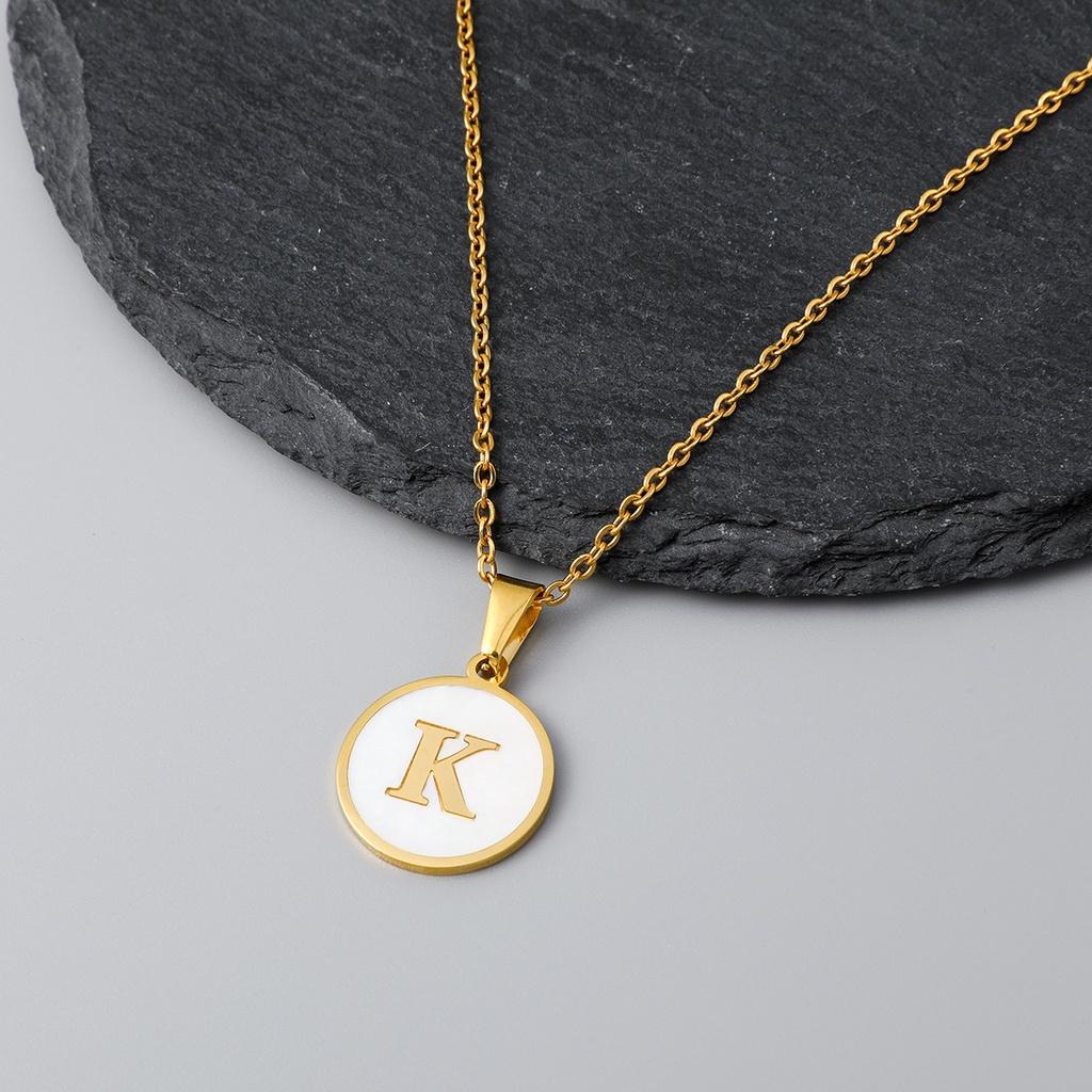 Stylish Stainless Steel Shell Letter Necklace For Women Round Titanium Steel Pendant Necklace With English Alphabet Letters