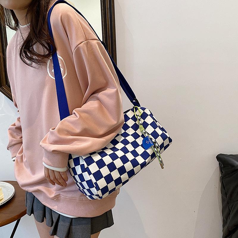 Chessboard canvas bag New women's bag Trendy shoulder bag Crossbody bag