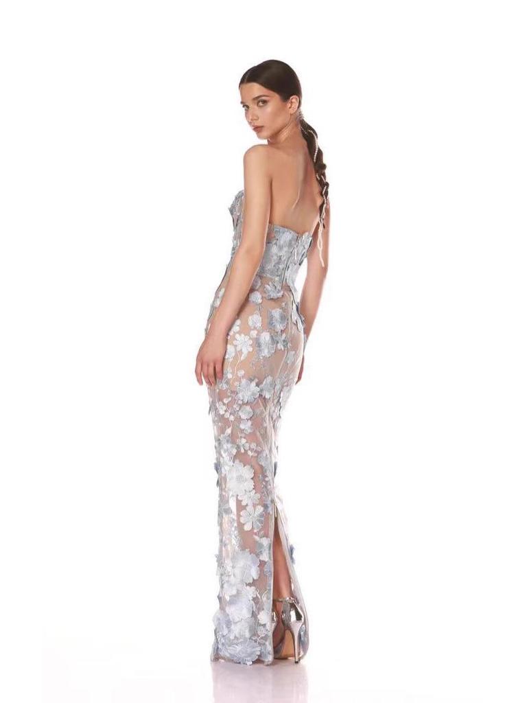 Europäisches & Amerikanisches Design Trägerloses Blaues Abendkleid mit 3D-Blumen-Details