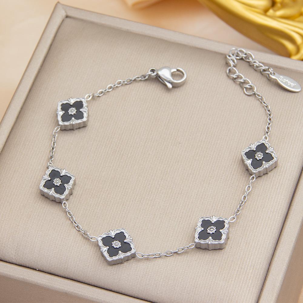 10mm Double-Sided Four-Leaf Clover Bracelet Titanium Steel Does Not Lose Colour Light Luxury Fashion Bracelet