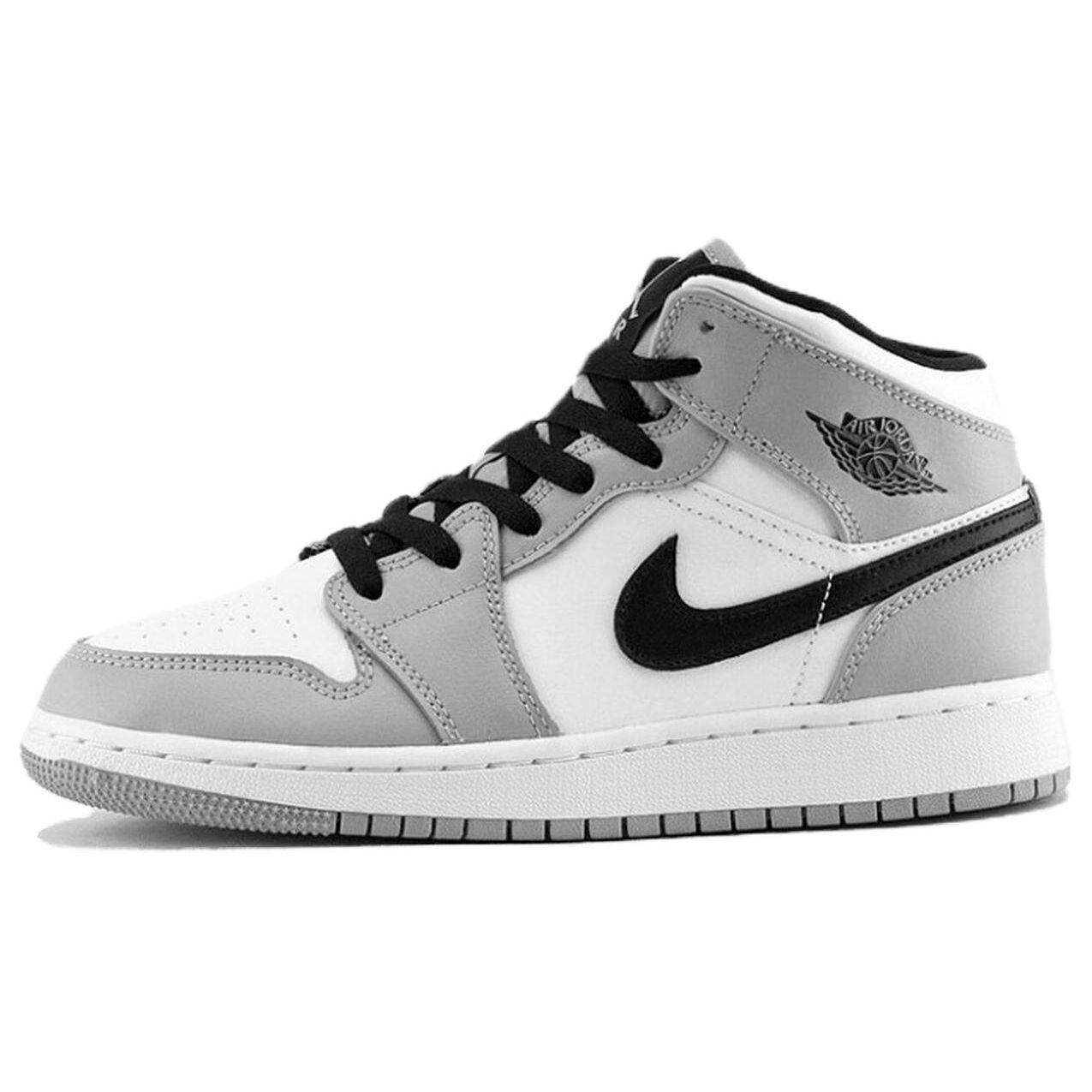 

Детские кроссовки Air Jordan 1 Mid GS Light Smoke Grey Black White 554725-092