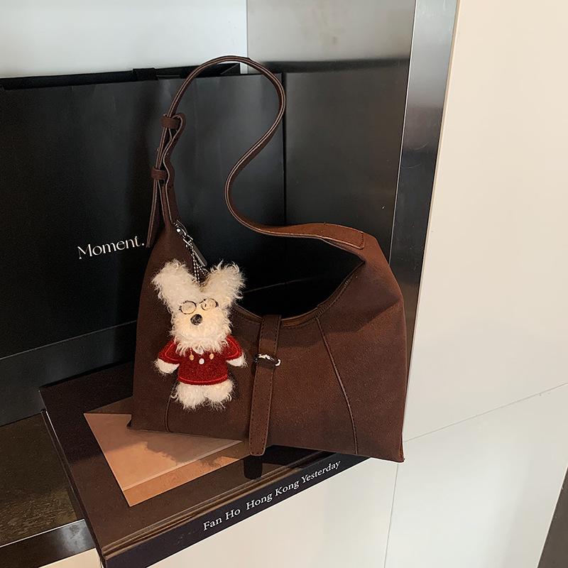 

Матовая ретро сумка на плечо под мышку 2025, высококлассная легкая роскошь, нишевая сумка-мессенджер, женская универсальная сумка для работы