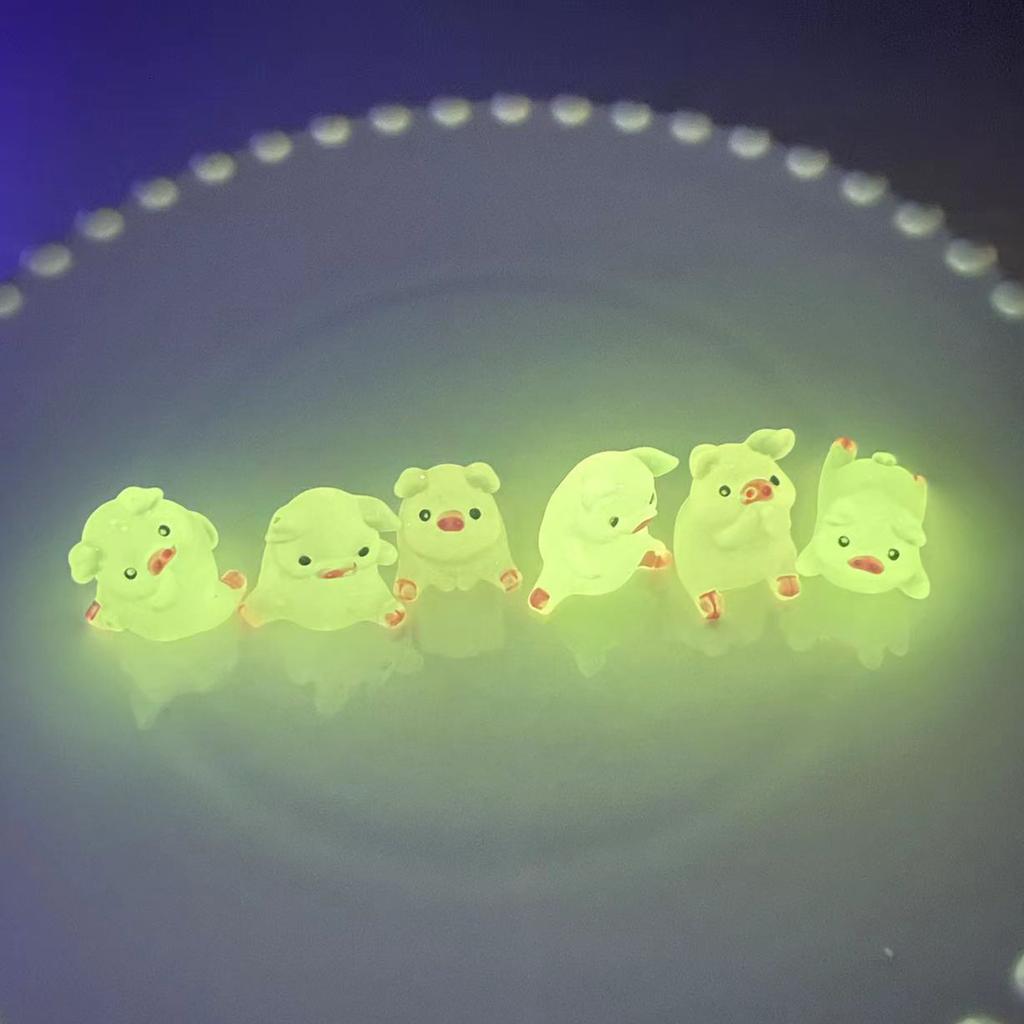 6Pcs Cute Luminous Piggy Miniature Figurines Pig Cake Toppers Mini Resin Pig Figurines Toy DIY Crafts for Garden Decors