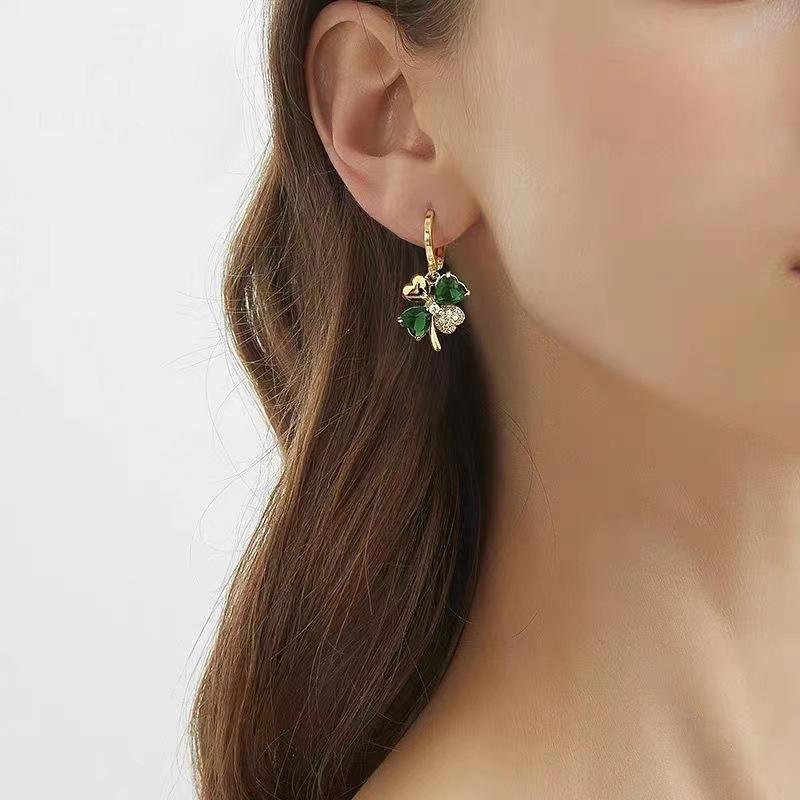 Green Four-leaf Clover Earrings Summer Light Luxury High-end Temperament New Trendy Ear Buckle Earrings