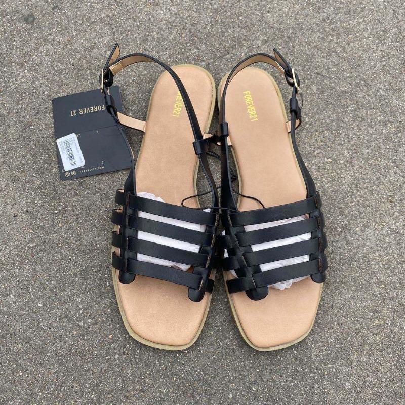 Summer Casual Large Size Women's Sandals (Sizes 40-43)