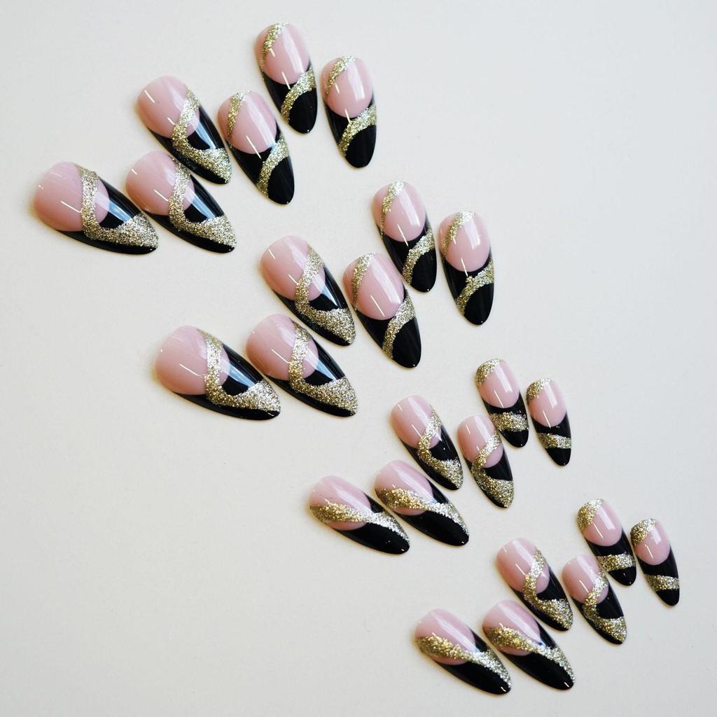 Gotische Flash Gold Falsche Nägel: Spicy Girl Tragbare Nagelkunst-Sticker, 24-teiliges Set.