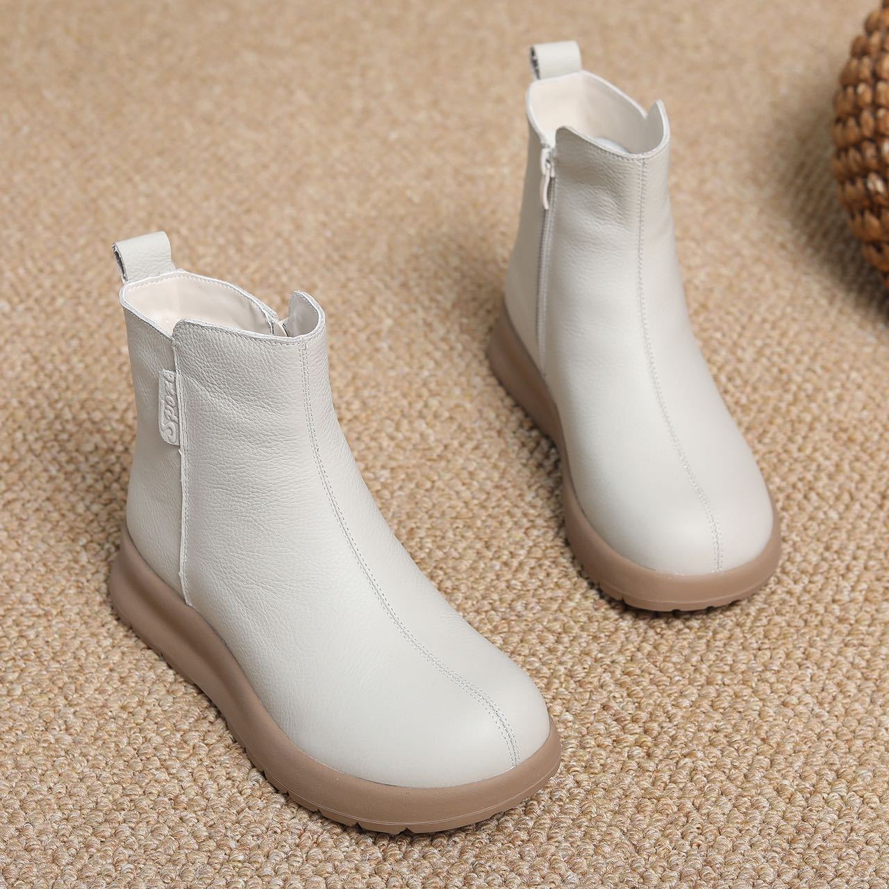 

Fur integrated short boots women s 2025 winter new thickened warm retro cotton boots round head sports casual Martin boots 41