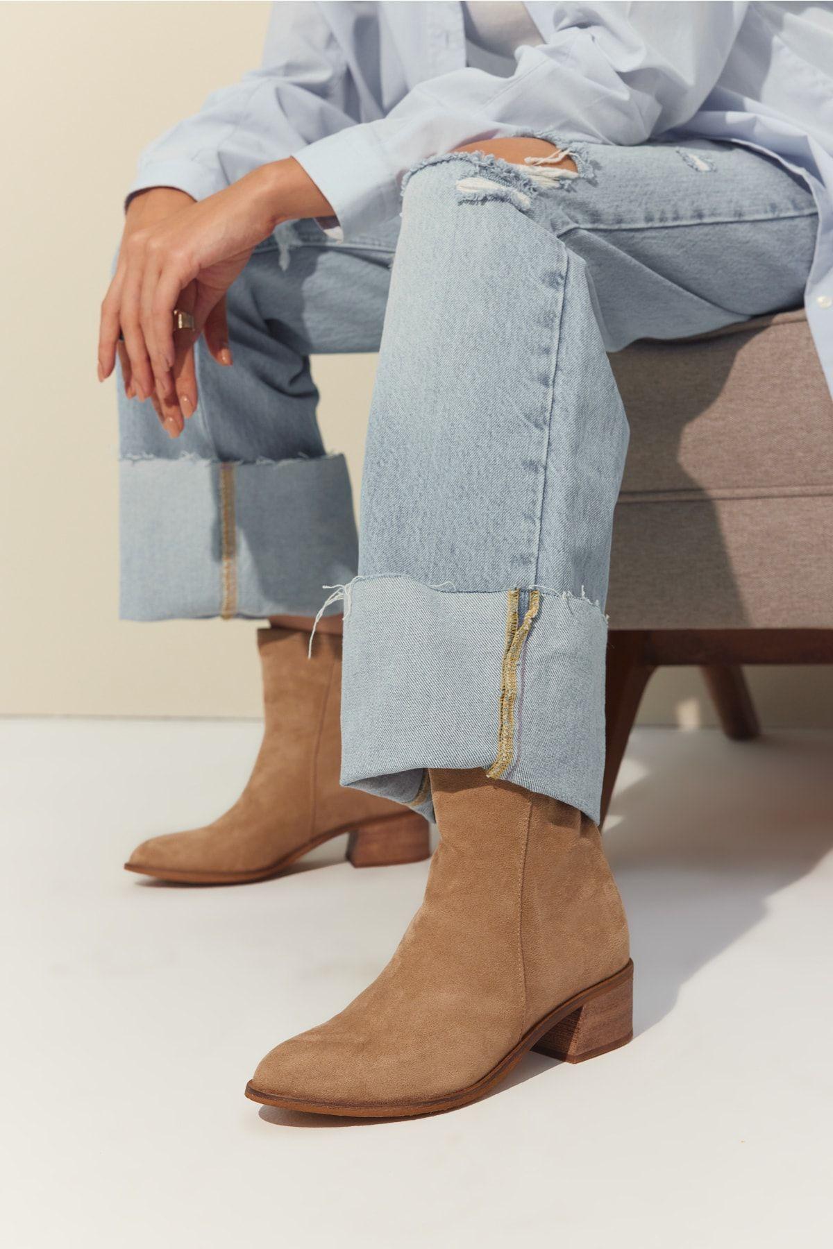 

Women s Modern Chic Fashion Cowboy Boots Beige Leather 39