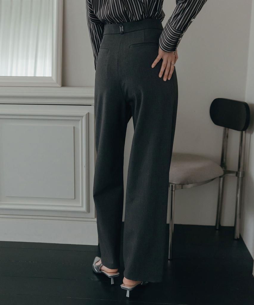 Illoje Double Tuck Wide Belted Slacks (Charcoal)
