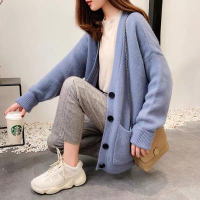 2022 frauen Gestrickte Einfarbig Tasten Koreanische Lose Top V-ausschnitt Mode Temperament Pullover Strickjacke