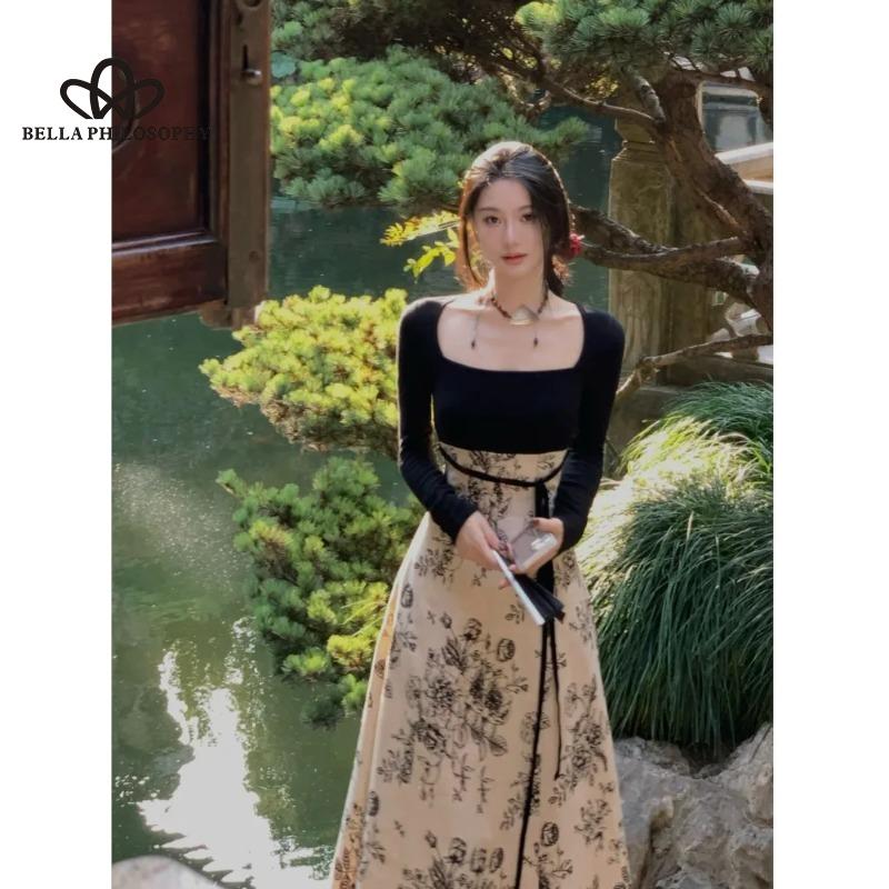 

Новое элегантное нежное трикотажное платье в китайском стиле с длинными рукавами и швами на талии, на шнуровке с принтом L бежевый