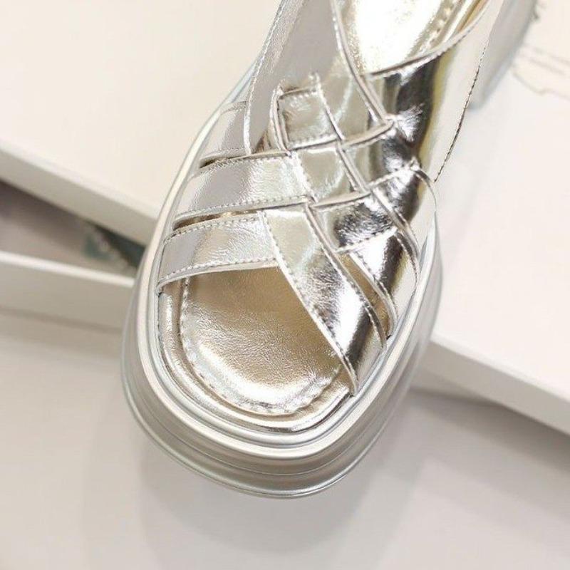 

Новый стиль женской обуви на толстой подошве, противоскользящей, увеличивающей рост, на высоком каблуке 40 серебряный серый